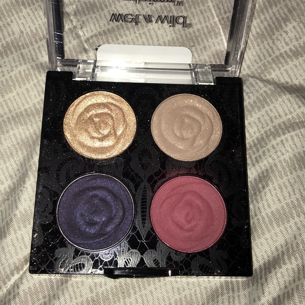 Wet n wild eyeshadow- Secret Garden Rendezvous